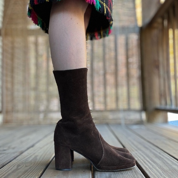 Shoes - Vintage 70s platform boots brown suede mid calf zip up soft US 9 Italy round toe